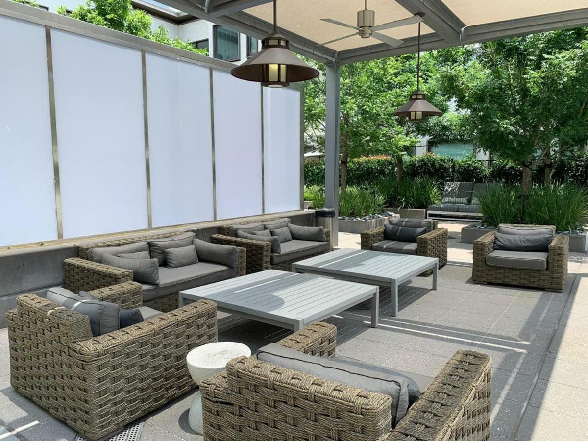 River Oaks Luxury Apartment Х'юстон Екстер'єр фото